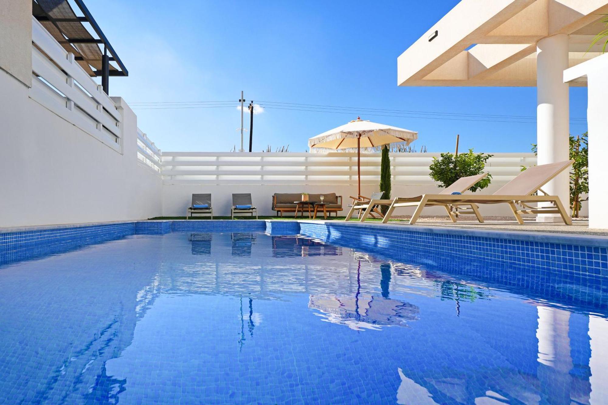 פרוטאראס Villa Queen Valentina מראה חיצוני תמונה